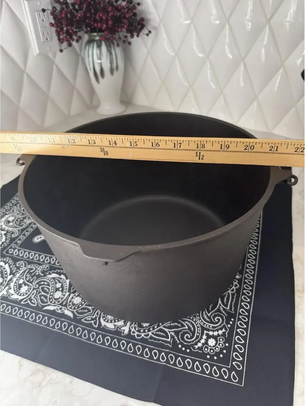 Griswold #8 Slant Logo Maslin Cast Iron Kettle 938 Restored And Seasoned